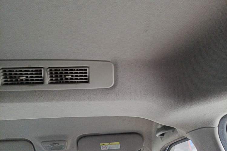 Used Wuling Zhengcheng 2021 1.5T Manual Luxury Commercial Vehicle Headliner