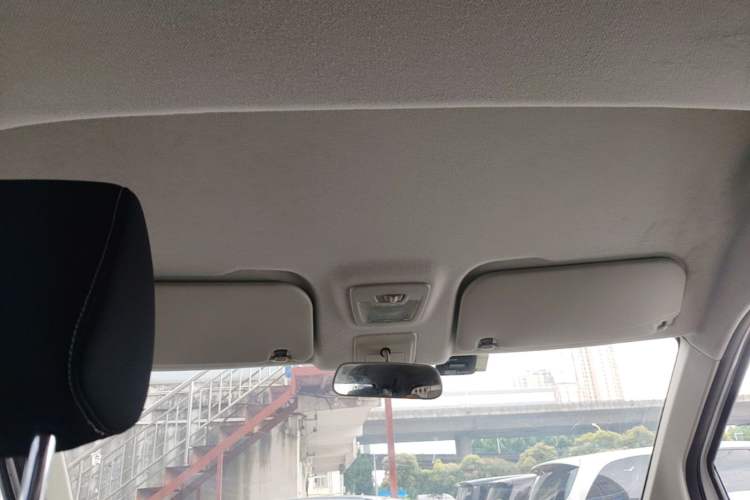 Used Wuling Zhengcheng 2021 1.5T Manual Comfort Version Headliner
