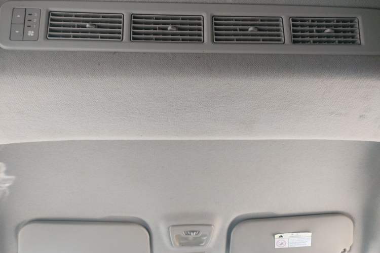 Used Wuling Zhengcheng 2021 1.5T Manual Comfort Version Headliner