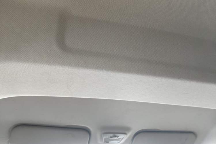 Used Wuling Zhengcheng 2021 1.5T Manual Comfort Version Headliner