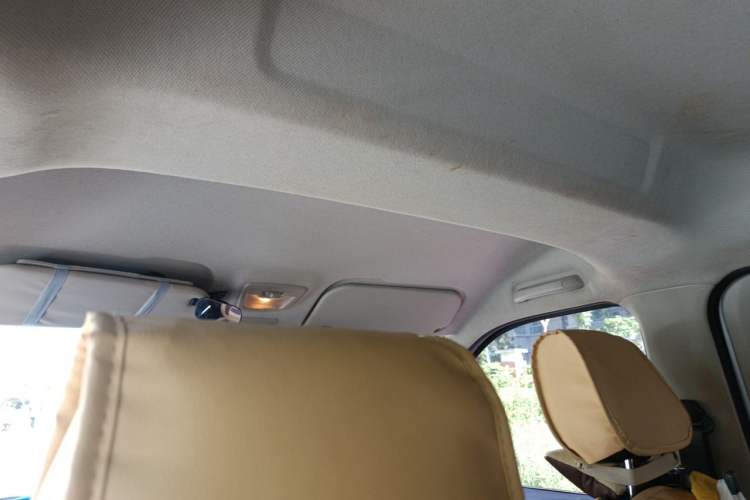 Used Wuling Zhengcheng 2021 1.5T Manual Comfort Version Headliner