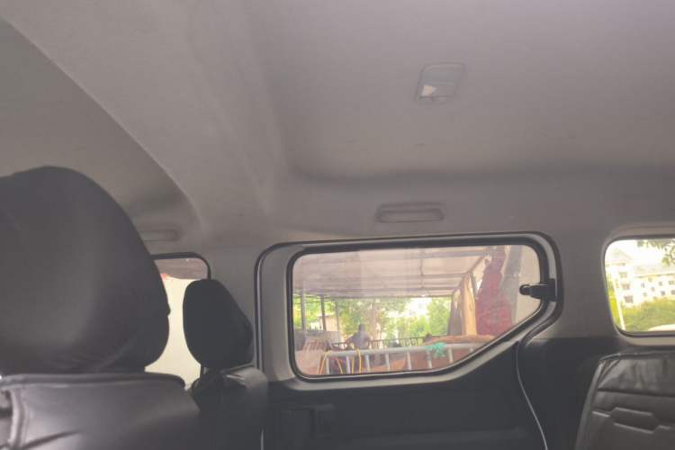 Used Wuling Zhengcheng 2021 1.5T Manual Comfort Version Headliner