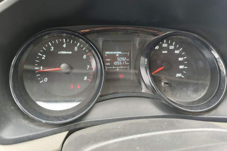 Used Wuling Zhengcheng 2021 1.5T Manual Comfort Version Instrument Cluster
