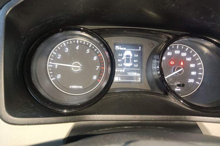 Used Wuling Zhengcheng 2021 1.5T Manual Luxury Version Instrument Cluster