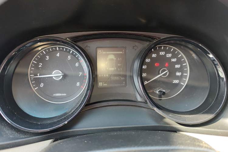 Used Wuling Zhengcheng 2021 1.5T Manual Luxury Version Instrument Cluster