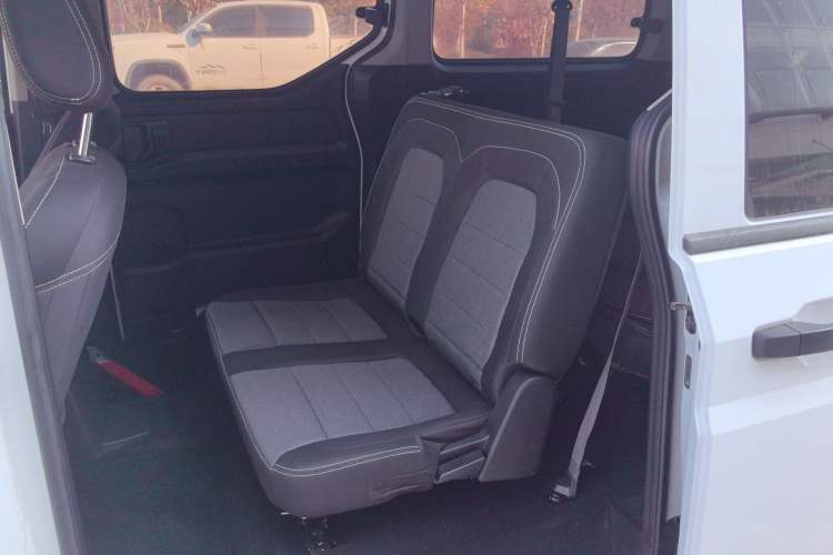 Used Wuling Zhengcheng 2021 1.5T Manual Comfort Version Interior 1