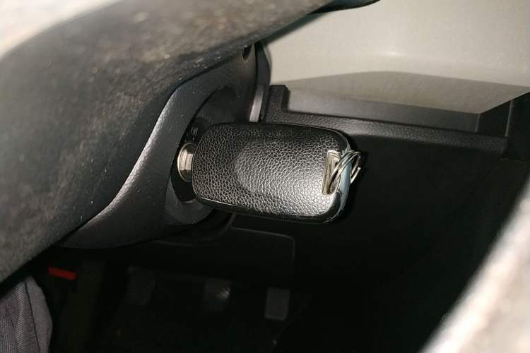 Used Wuling Zhengcheng 2021 1.5T Manual Luxury Version Interior 1