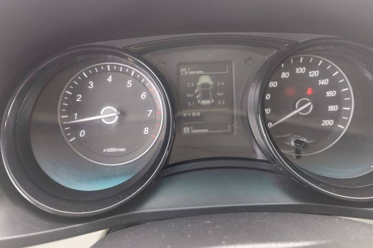 Used Wuling Zhengcheng 2021 1.5T Manual Luxury Version Interior 7