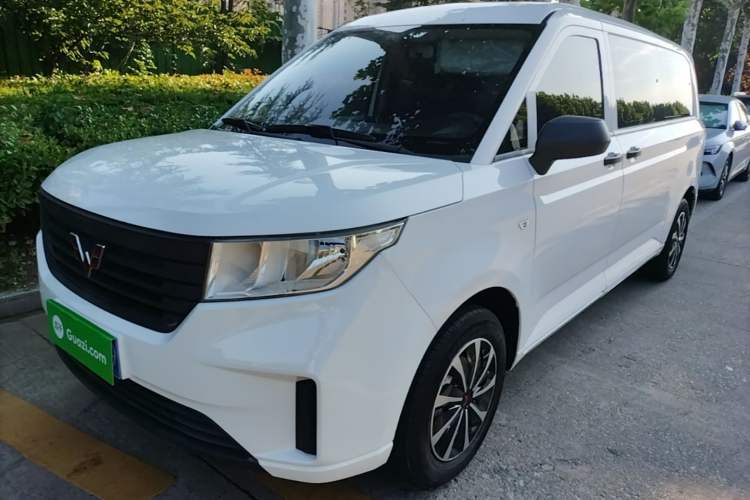 Wuling Zhengcheng 2021 1.5T Manual Comfort Version usado Guazi used car, China used car export, Used car for sale, Used cars, Cheapest cars for sale