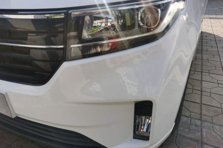 Used Wuling Zhengcheng 2021 1.5T Manual Luxury Version Left Front Headlight