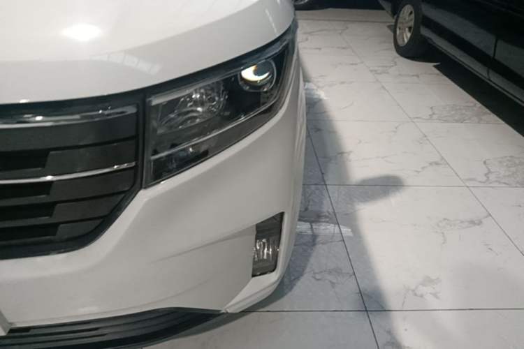 Used Wuling Zhengcheng 2021 1.5T Manual Luxury Version Left Front Headlight