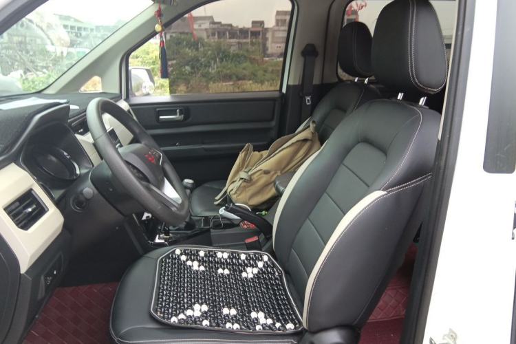 Used Wuling Zhengcheng 2021 1.5T Manual Luxury Version Left Front Seat