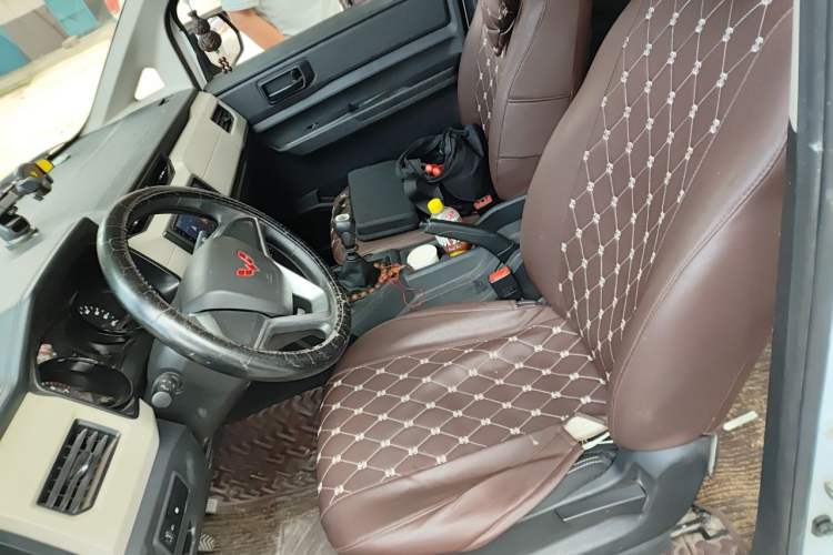 Used Wuling Zhengcheng 2021 1.5T Manual Comfort Version Left Front Seat