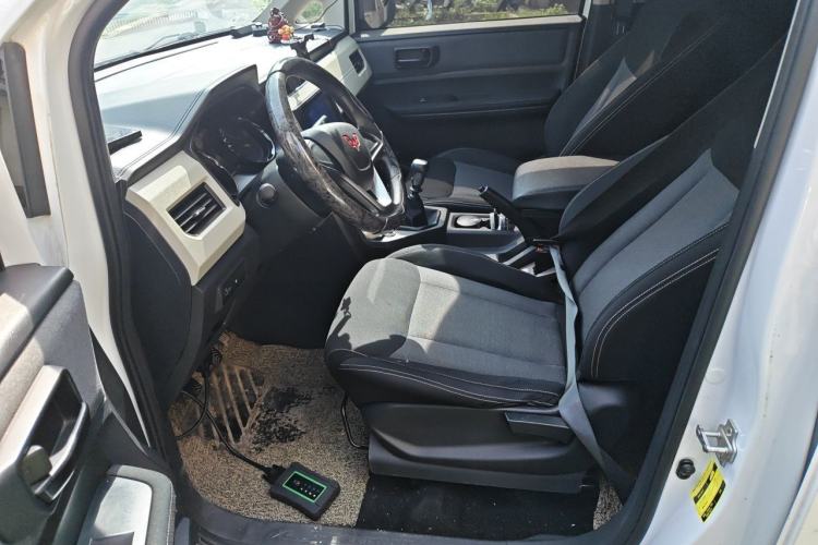 Used Wuling Zhengcheng 2021 1.5T Manual Comfort Version Left Front Seat