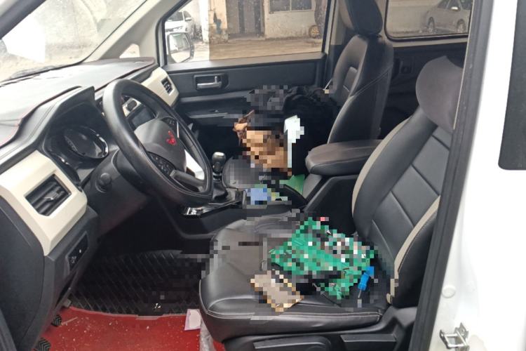 Used Wuling Zhengcheng 2021 1.5T Manual Luxury Version Left Front Seat