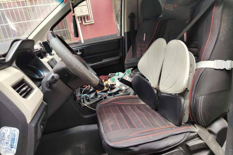 Used Wuling Zhengcheng 2021 1.5T Manual Luxury Version Left Front Seat