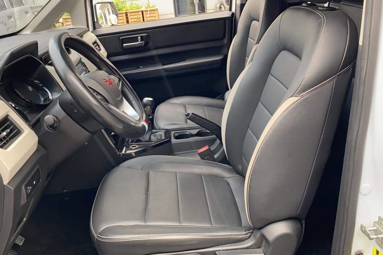 Used Wuling Zhengcheng 2021 1.5T Manual Luxury Version Left Front Seat