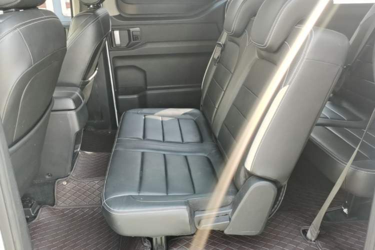 Used Wuling Zhengcheng 2021 1.5T Manual Luxury Version Left Rear Seat