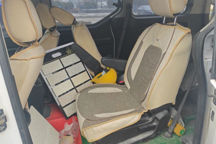 Used Wuling Zhengcheng 2021 1.5T Manual Luxury Version Left Rear Seat