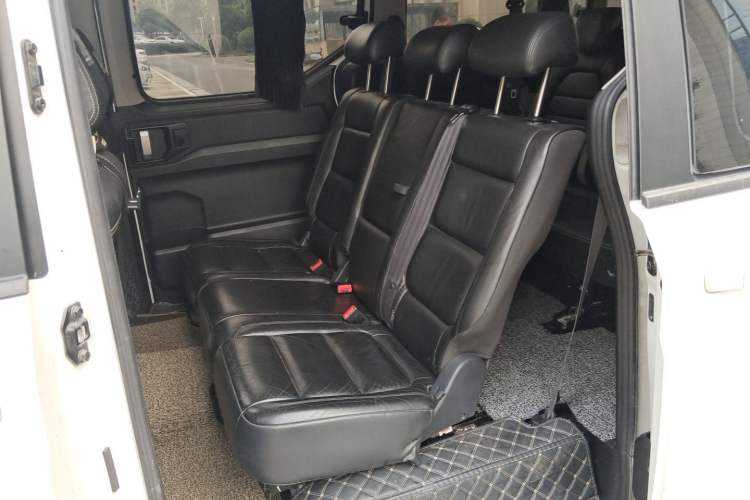 Used Wuling Zhengcheng 2021 1.5T Manual Luxury Version Left Rear Seat