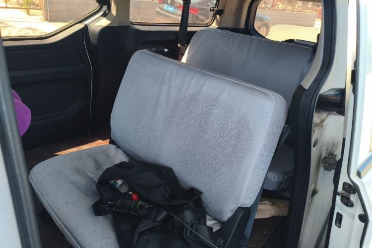 Used Wuling Zhengcheng 2021 1.5T Manual Comfort Version Left Rear Seat