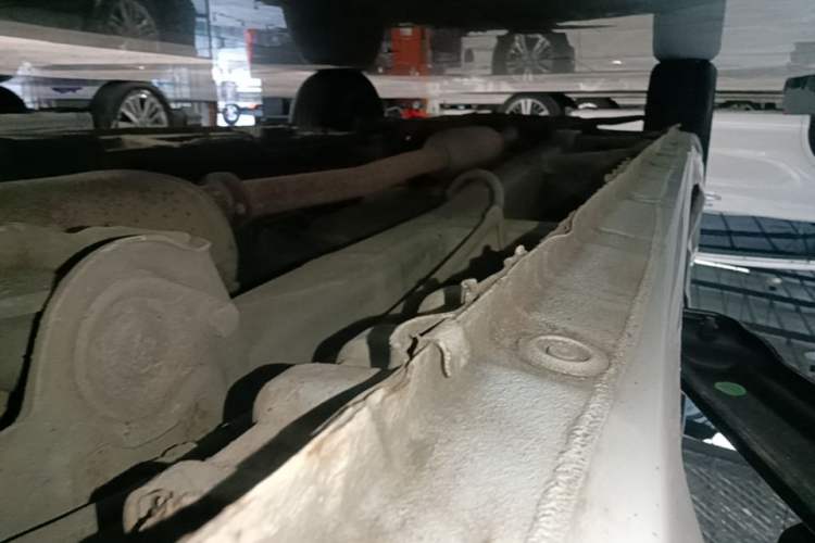 Used Wuling Zhengcheng 2021 1.5T Manual Luxury Version Left Side Sill
