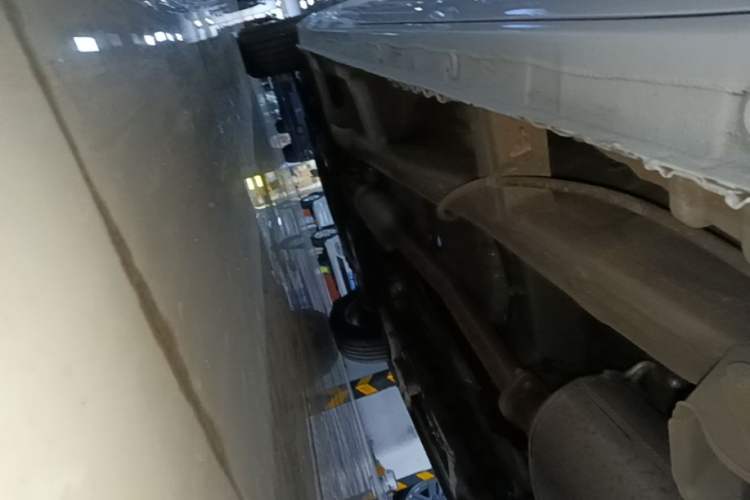 Used Wuling Zhengcheng 2021 1.5T Manual Luxury Version Left Side Sill