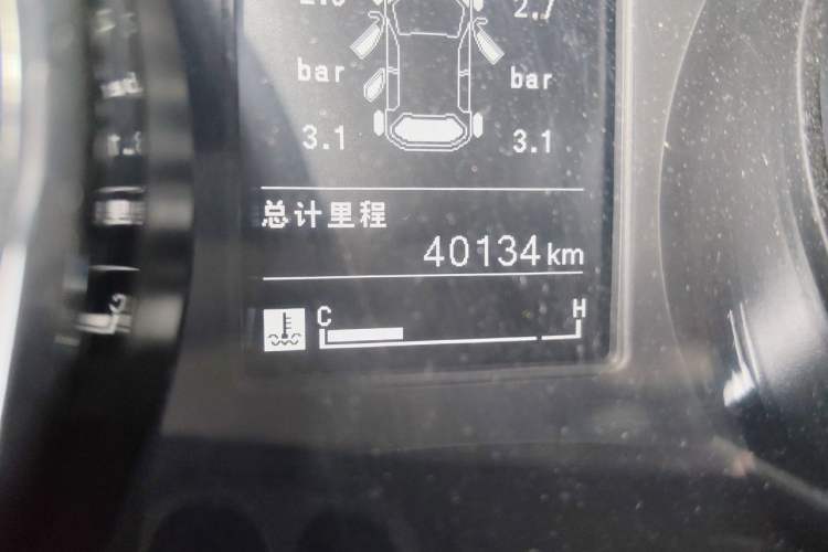 Used Wuling Zhengcheng 2021 1.5T Manual Luxury Version Odometer Close Up