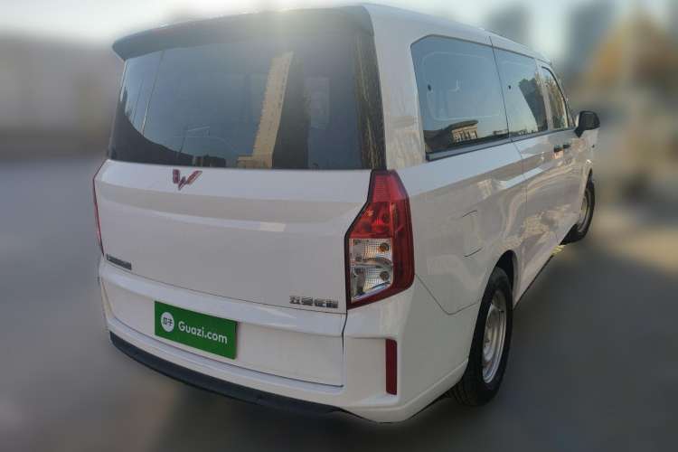 Used Wuling Zhengcheng 2021 1.5T Manual Comfort Version Rear Right 45 Deg