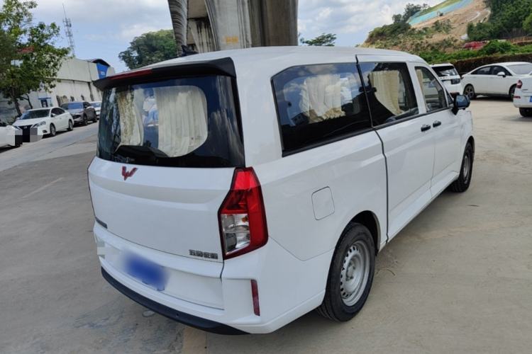 Used Wuling Zhengcheng 2021 1.5T Manual Comfort Version Rear Right 45 Deg