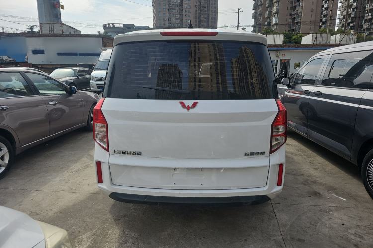 Used Wuling Zhengcheng 2021 1.5T Manual Luxury Version Rear