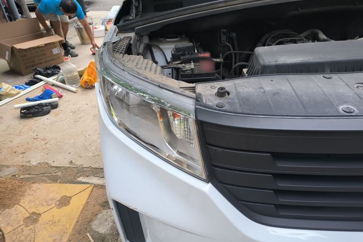Used Wuling Zhengcheng 2021 1.5T Manual Comfort Version Right Front Headlight