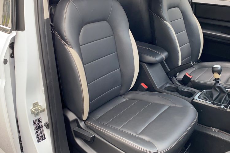 Used Wuling Zhengcheng 2021 1.5T Manual Luxury Version Right Front Seat