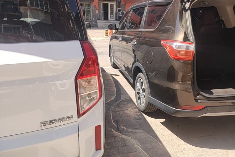 Used Wuling Zhengcheng 2021 1.5T Manual Luxury Version Right Rear Taillight