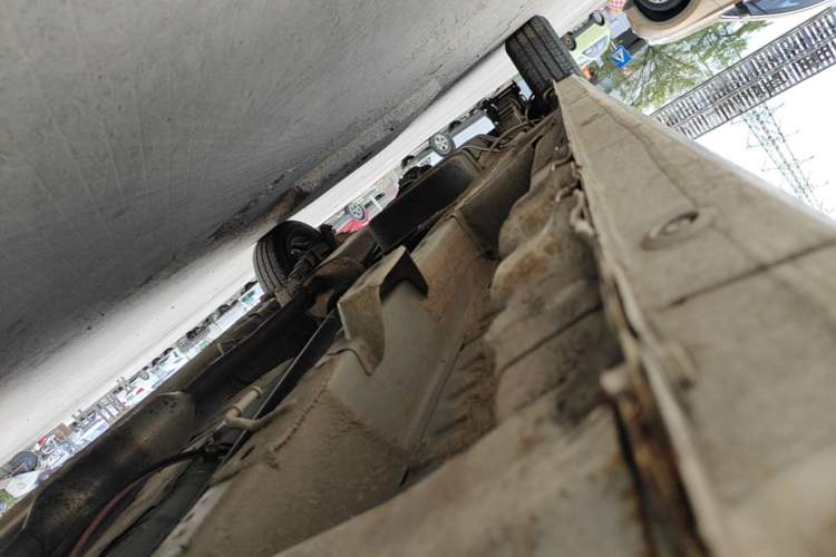 Used Wuling Zhengcheng 2021 1.5T Manual Comfort Version Right Side Sill