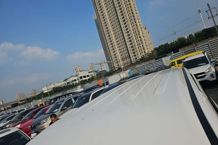 Used Wuling Zhengcheng 2021 1.5T Manual Luxury Version Roof
