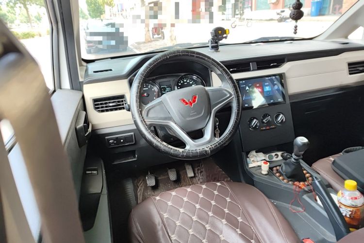 Used Wuling Zhengcheng 2021 1.5T Manual Comfort Version Steering Wheel