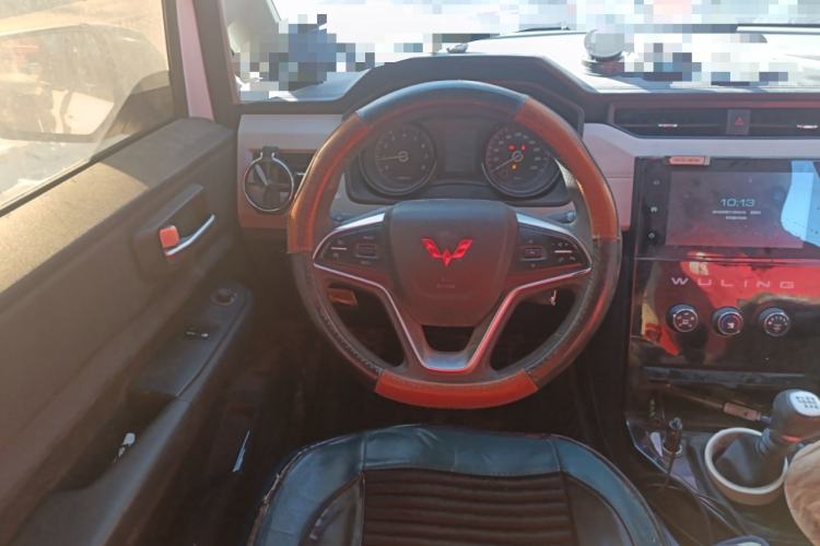Used Wuling Zhengcheng 2021 1.5T Manual Luxury Version Steering Wheel