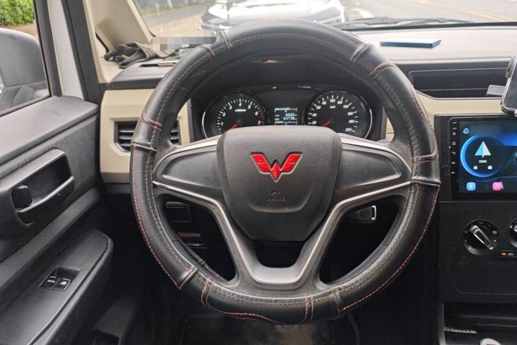 Used Wuling Zhengcheng 2021 1.5T Manual Comfort Version Steering Wheel