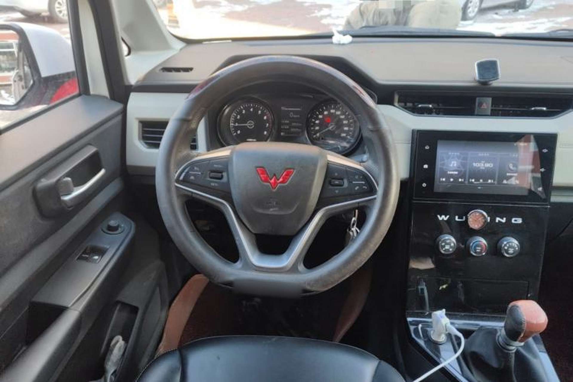 Used Wuling Zhengcheng 2021 1.5T Manual Luxury Version Steering Wheel