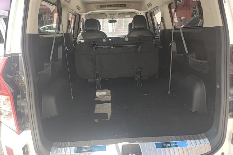 Used Wuling Zhengcheng 2021 1.5T Manual Luxury Version Trunk