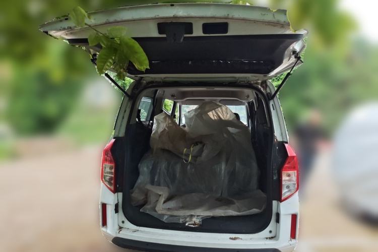 Used Wuling Zhengcheng 2021 1.5T Manual Comfort Version Trunk