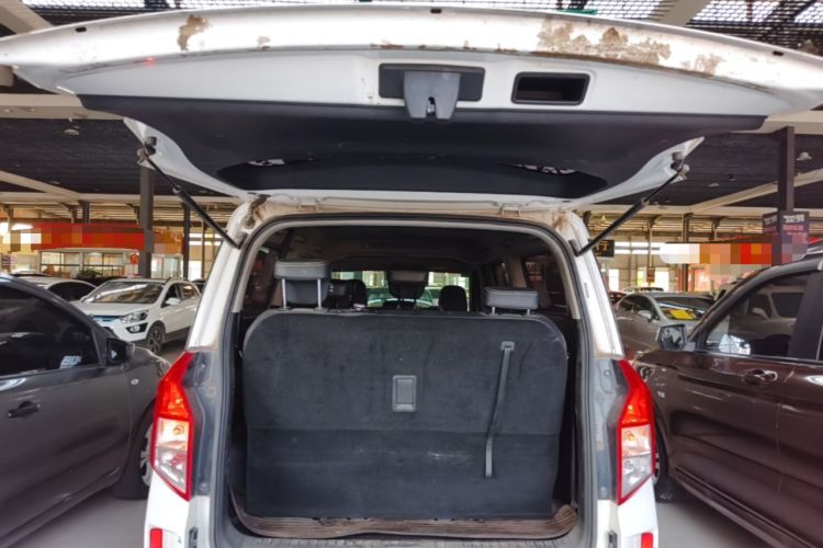 Used Wuling Zhengcheng 2021 1.5T Manual Luxury Version Trunk