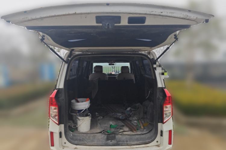 Used Wuling Zhengcheng 2021 1.5T Manual Luxury Version Trunk
