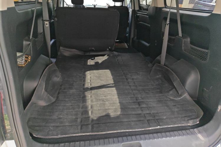 Used Wuling Zhengcheng 2021 1.5T Manual Comfort Version Trunk