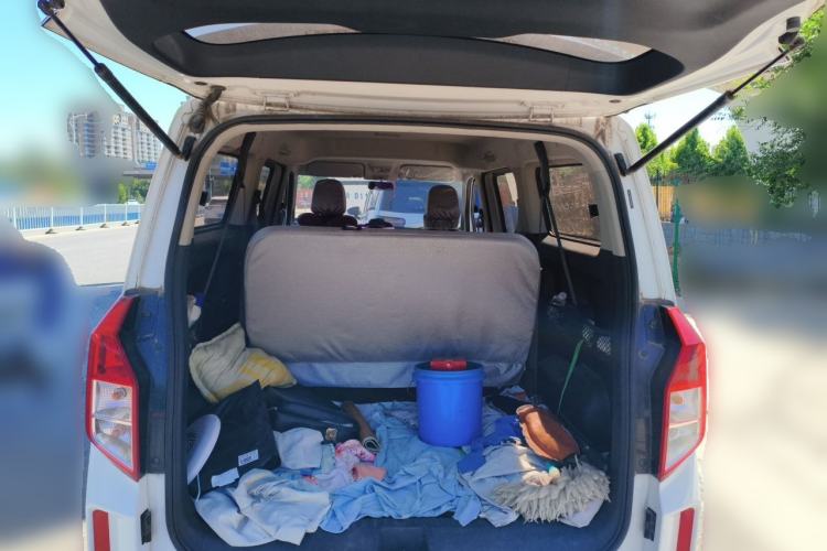 Used Wuling Zhengcheng 2021 1.5T Manual Comfort Version Trunk