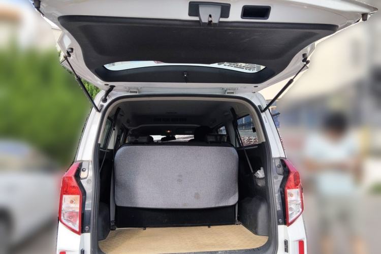 Used Wuling Zhengcheng 2021 1.5T Manual Luxury Version Trunk