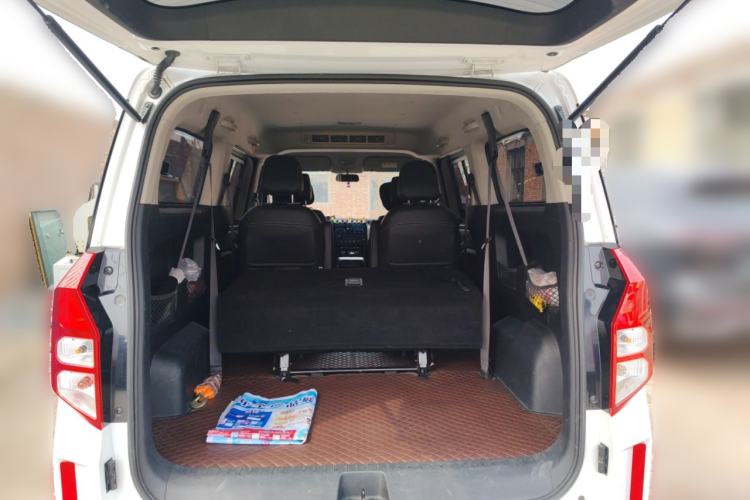 Used Wuling Zhengcheng 2021 1.5T Manual Luxury Version Trunk
