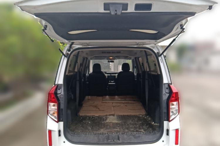Used Wuling Zhengcheng 2021 1.5T Manual Luxury Version Trunk