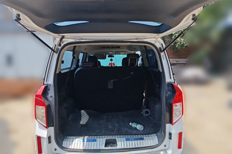 Used Wuling Zhengcheng 2021 1.5T Manual Luxury Version Trunk